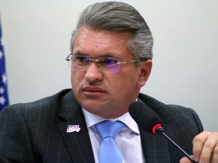 julian-lemos-1