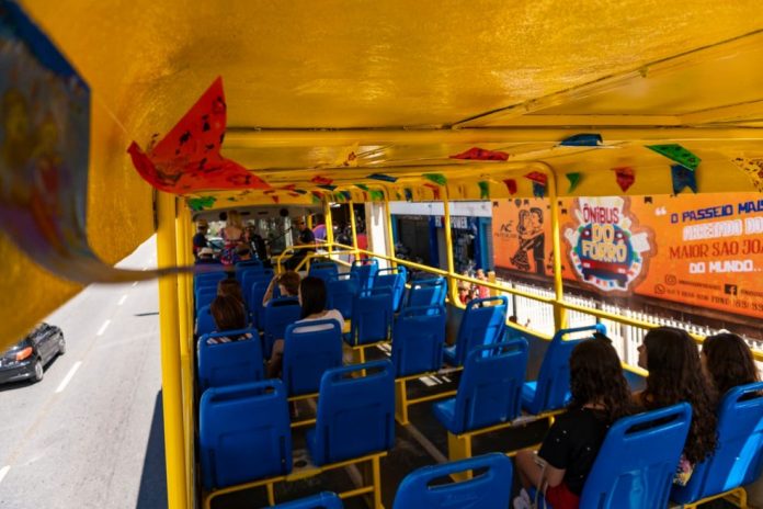 onibus-do-forro