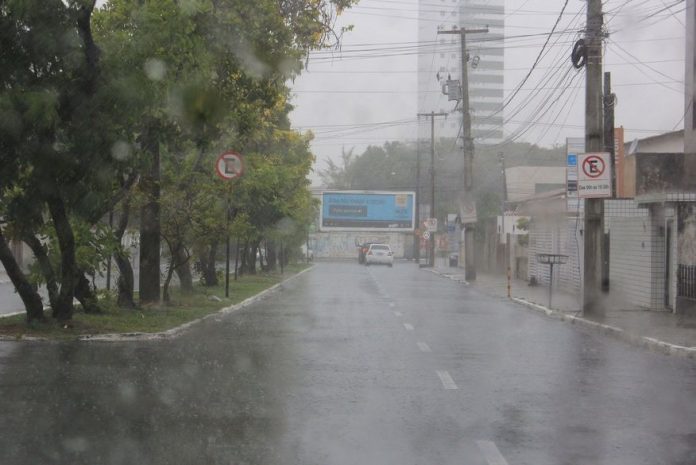 01-chuvas_em_joao_pessoa_walla_santos