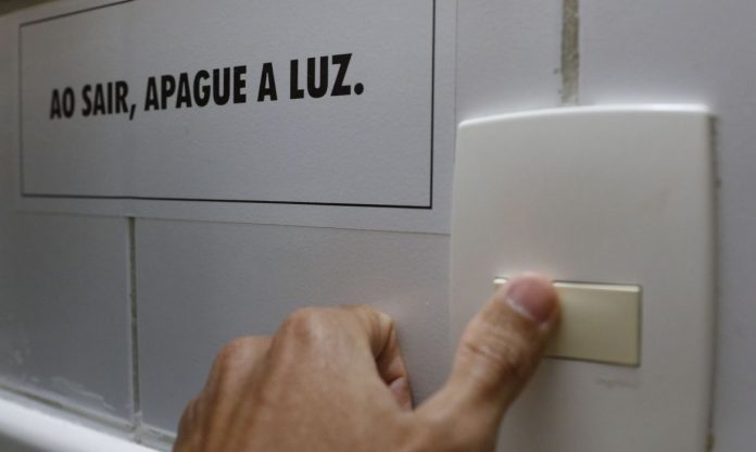 energia_eletrica_interruptor_de_luz_energia070720211247